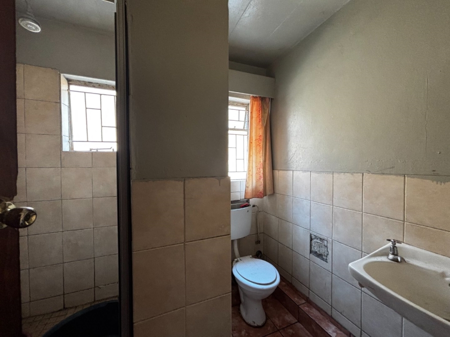 5 Bedroom Property for Sale in Willows Free State